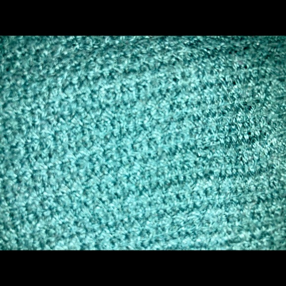 Old Navy forest green sweater - Picture 4 of 6